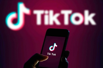 TikTok: Una nueva biblioteca para la música. Cusica Plus.