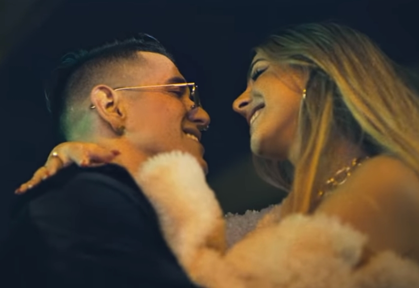 Corina Smith y Lenny Tavarez se unen para el single ‘Morir Juntos’