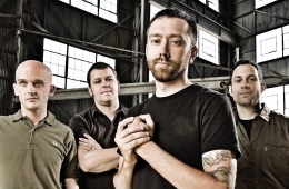 Rise Against, comparte adelanto del sencillo para el soundtrack de ‘Dark Nights: Death Metal’. Cusica Plus.