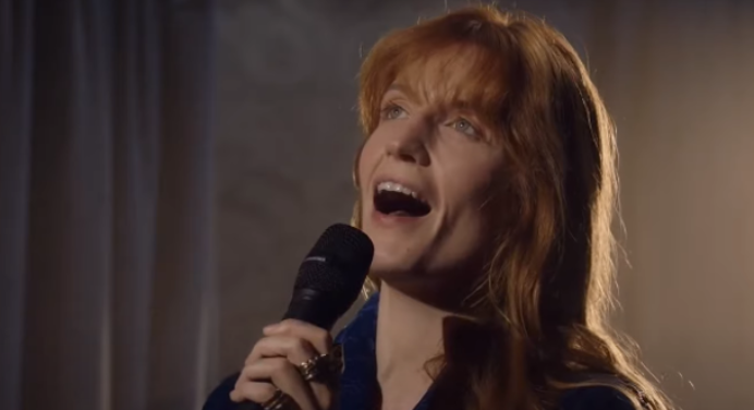 Florence Welch nos canta la tonada de ‘Have Yourself a Merry Little Christmas’