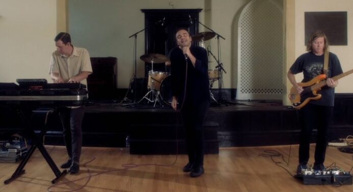 Future Islands se une a NPR con su ‘Tiny Desk (Home) Concert’