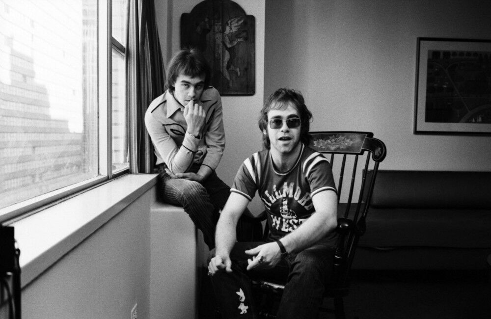 Elton John celebra su cumpleaños compartiendo ‘Elton: Jewel Box’