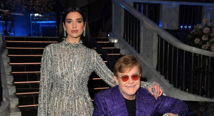 Elton John y Dua Lipa cantaron juntos en los Oscar’s Watch Party