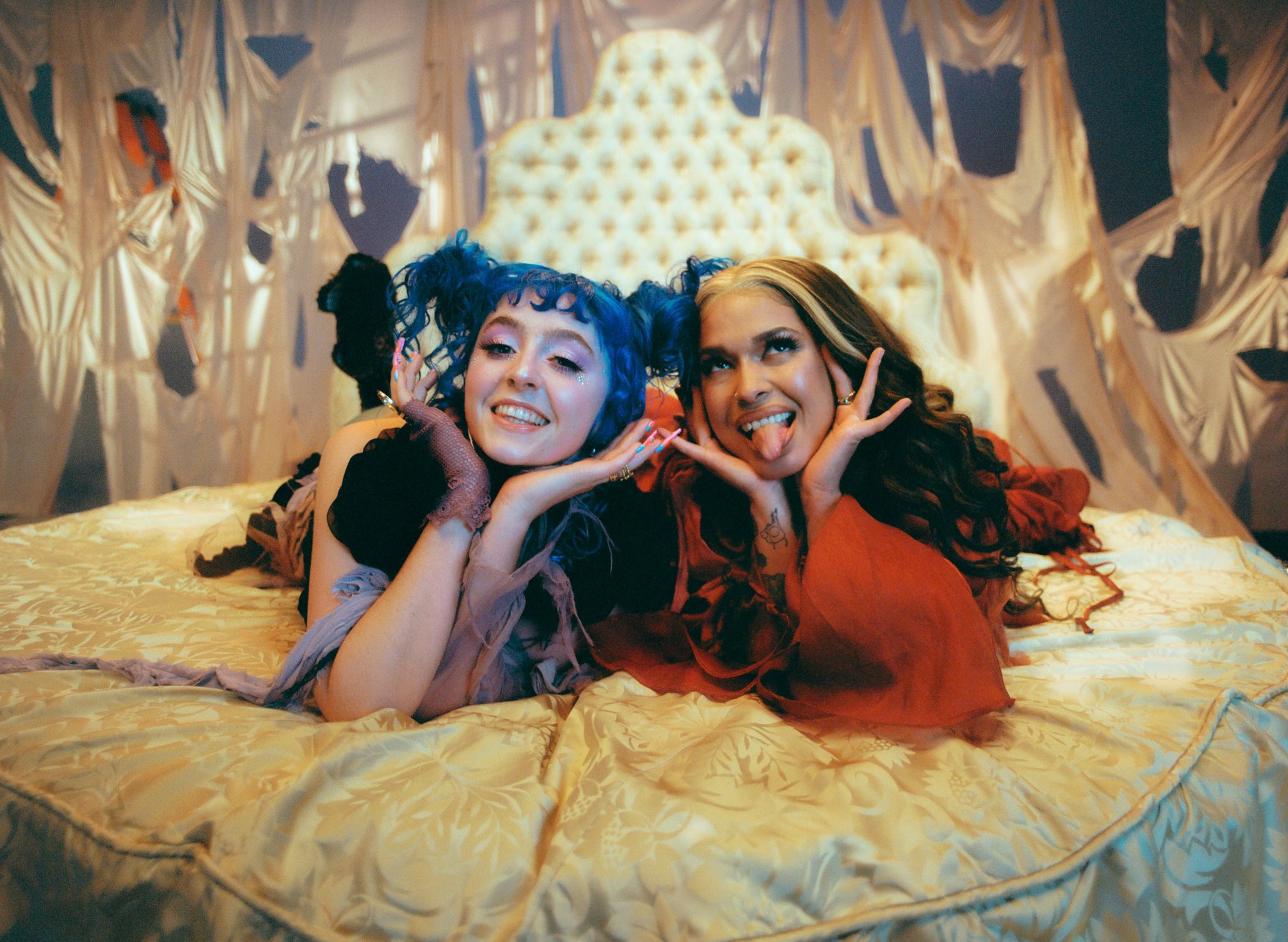 Ashnikko y Princess Nokia se juntan para el lanzamiento de ‘Slumber Party’