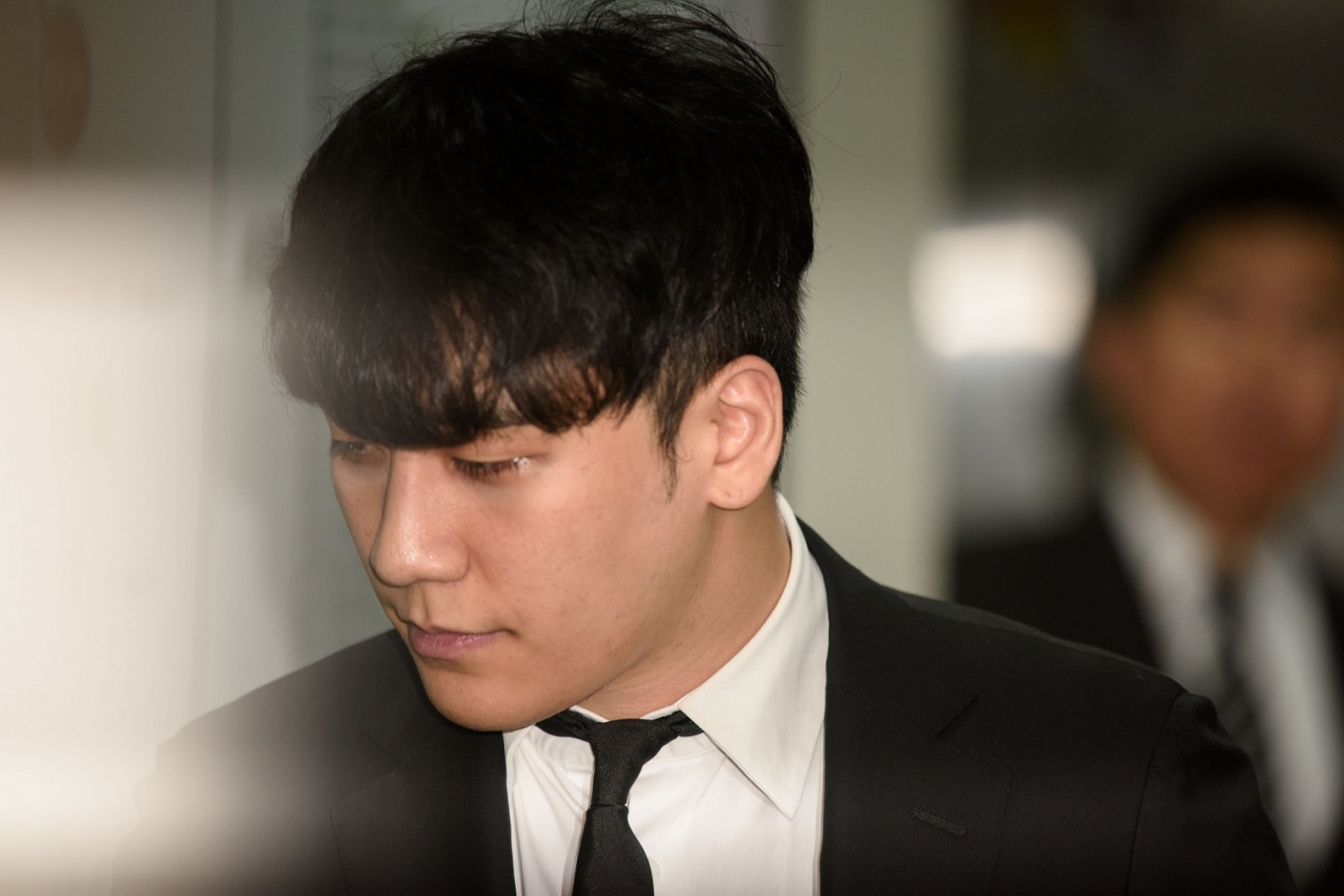 Seungri, ex-integrante de BIGBANG, fue sentenciado a 3 años de prisión