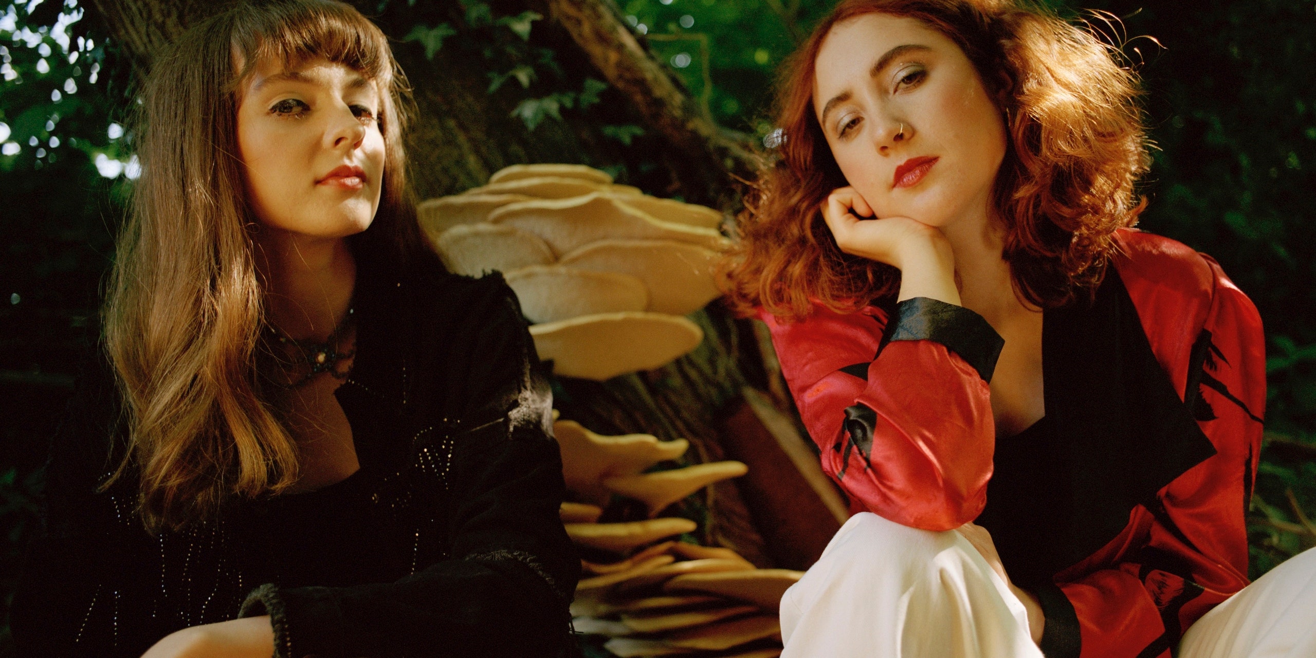 Let’s Eat Grandma comparte ‘Hall Of Mirrors’