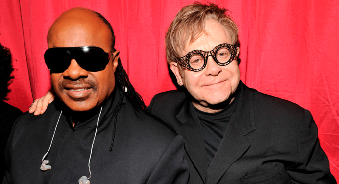 Elton John comparte su colaboración con Stevie Wonder: ‘Finish Line’