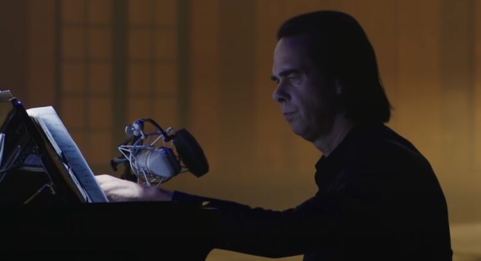 Escucha a Nick Cave y a Warren Ellis en su nuevo single ‘Shyness’