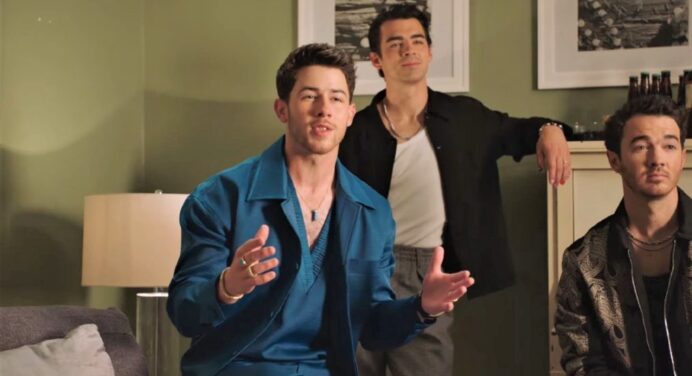 Los Jonas Brother anunciaron su próximo especial de Netflix llamado ‘Jonas Brothers Family Roast’