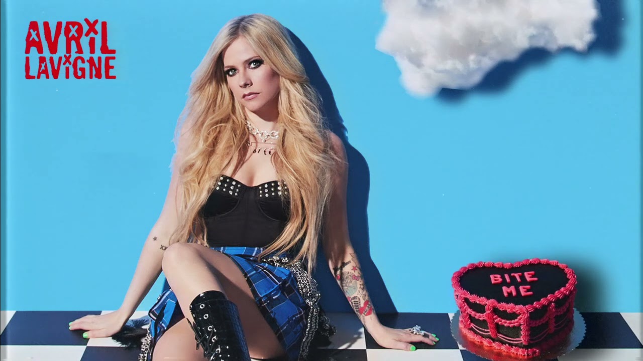 Avril Lavigne regresa a sus raíces pop-punk con su nuevo single ‘Bite Me’