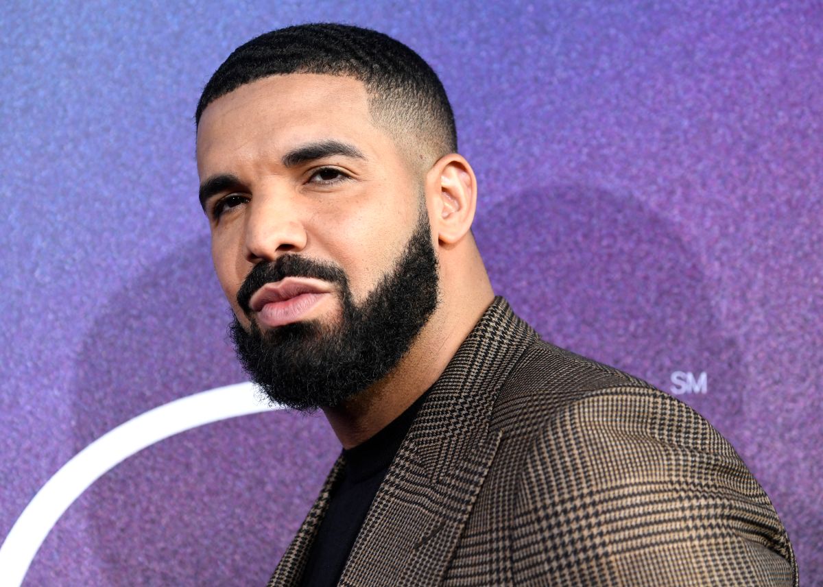 Drake comparte el videoclip de ‘Knife Talk’