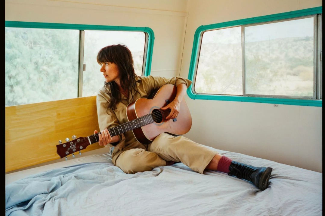 Courtney Barnett comparte el vídeo musical de ‘If I Don’t Hear From You Tonight’