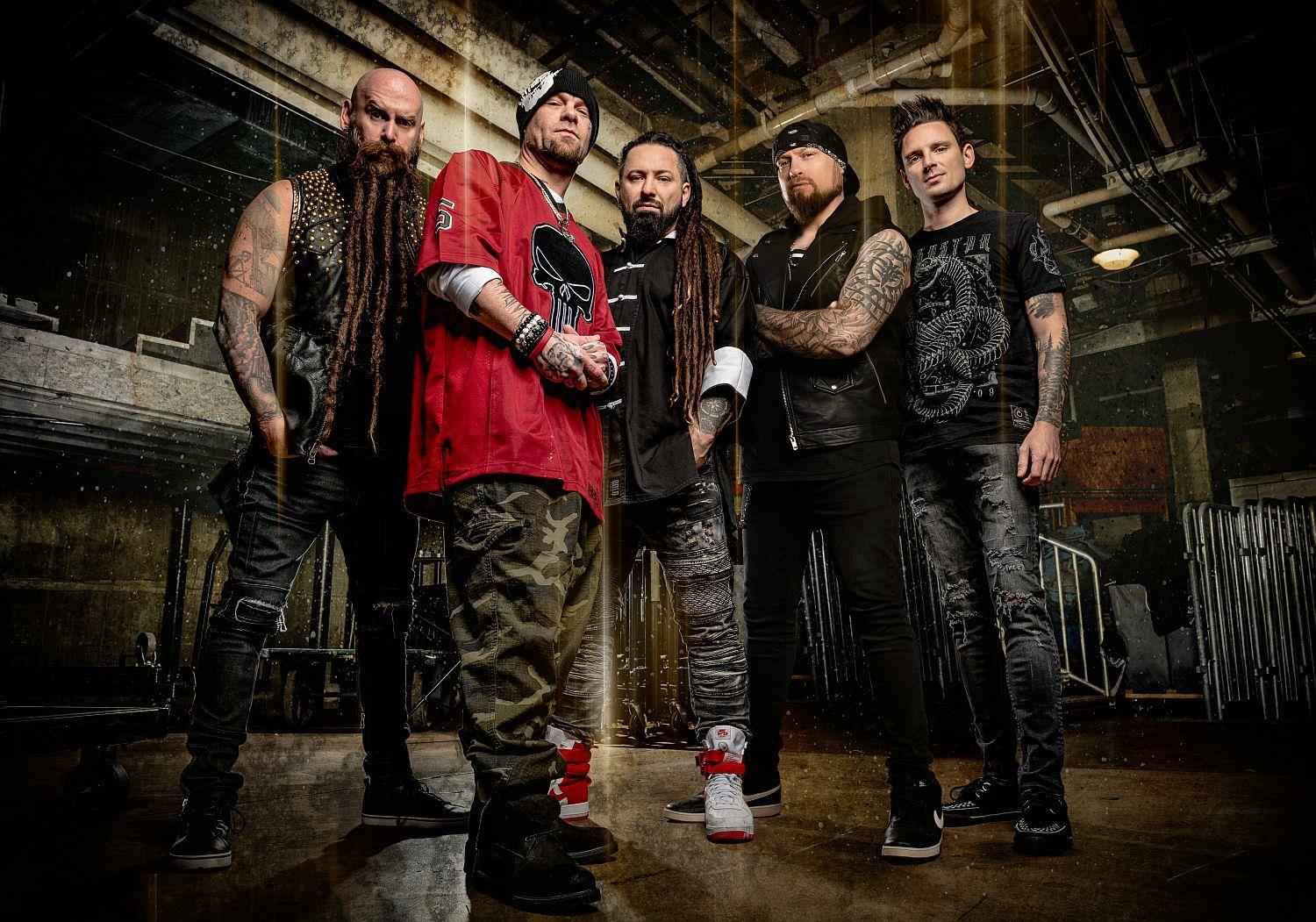 Five Finger Death Punch lanza video lyric de ‘Under and Over It’