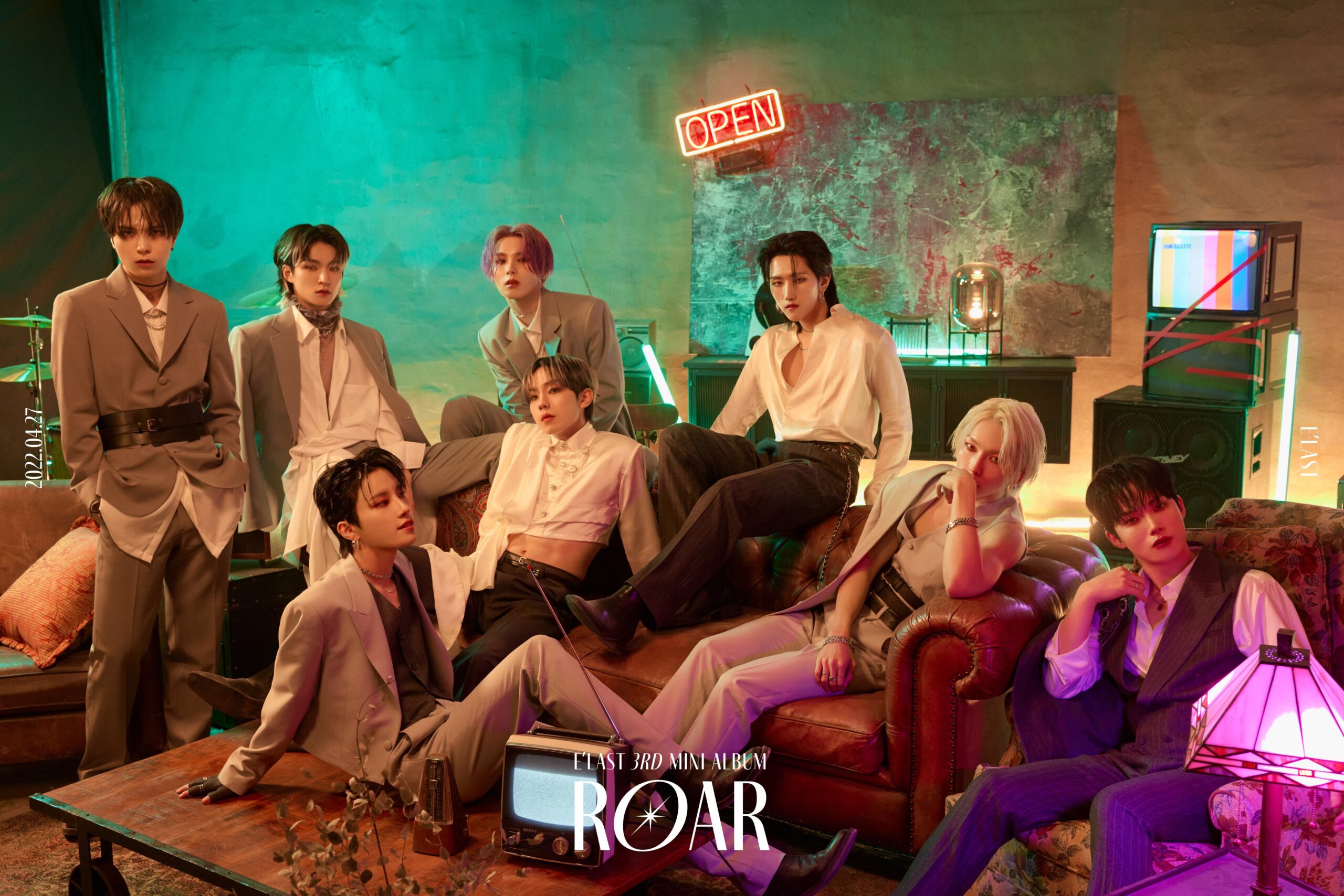 E’LAST lanza su 3er EP ‘ROAR’