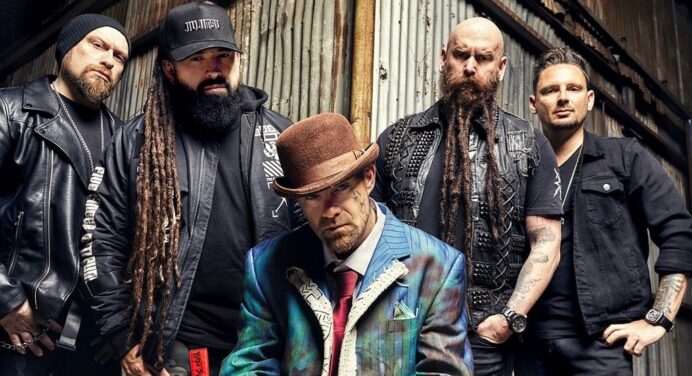 Five Finger Death Punch presenta ‘IOU’