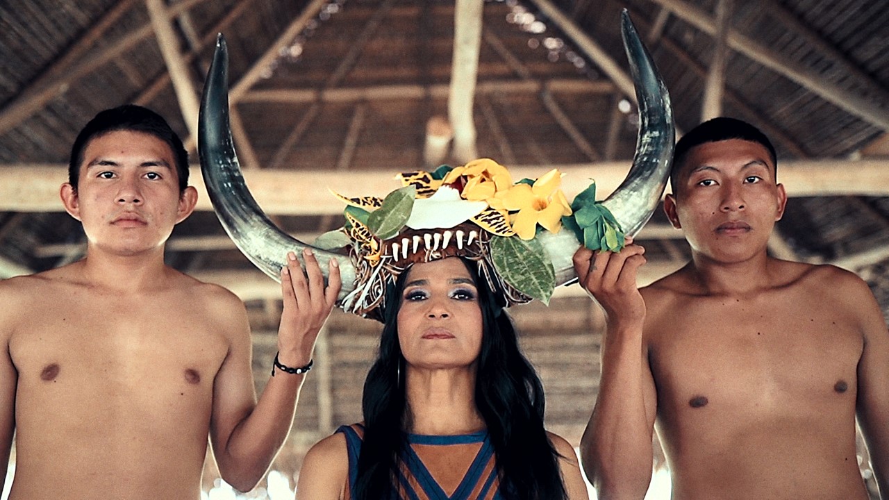 Cimarrón lanza un grito por el llano indígena en su nuevo video de ‘Velorio’