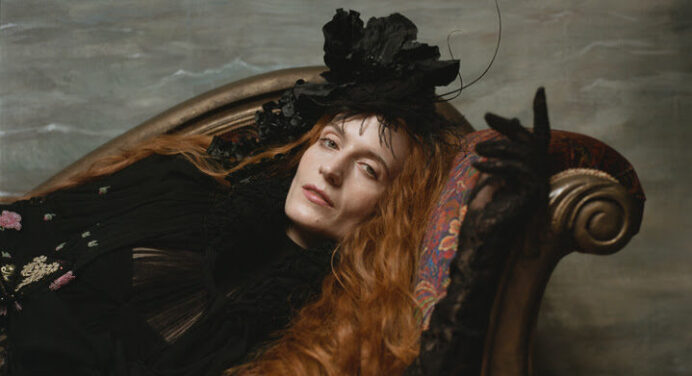 Florence + The Machine nos trae su versión de ‘Search And Destroy’ de The Stooges