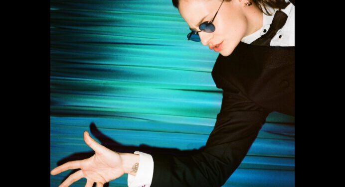 Christine And The Queens nos trae ‘Je Te Vois Enfin’