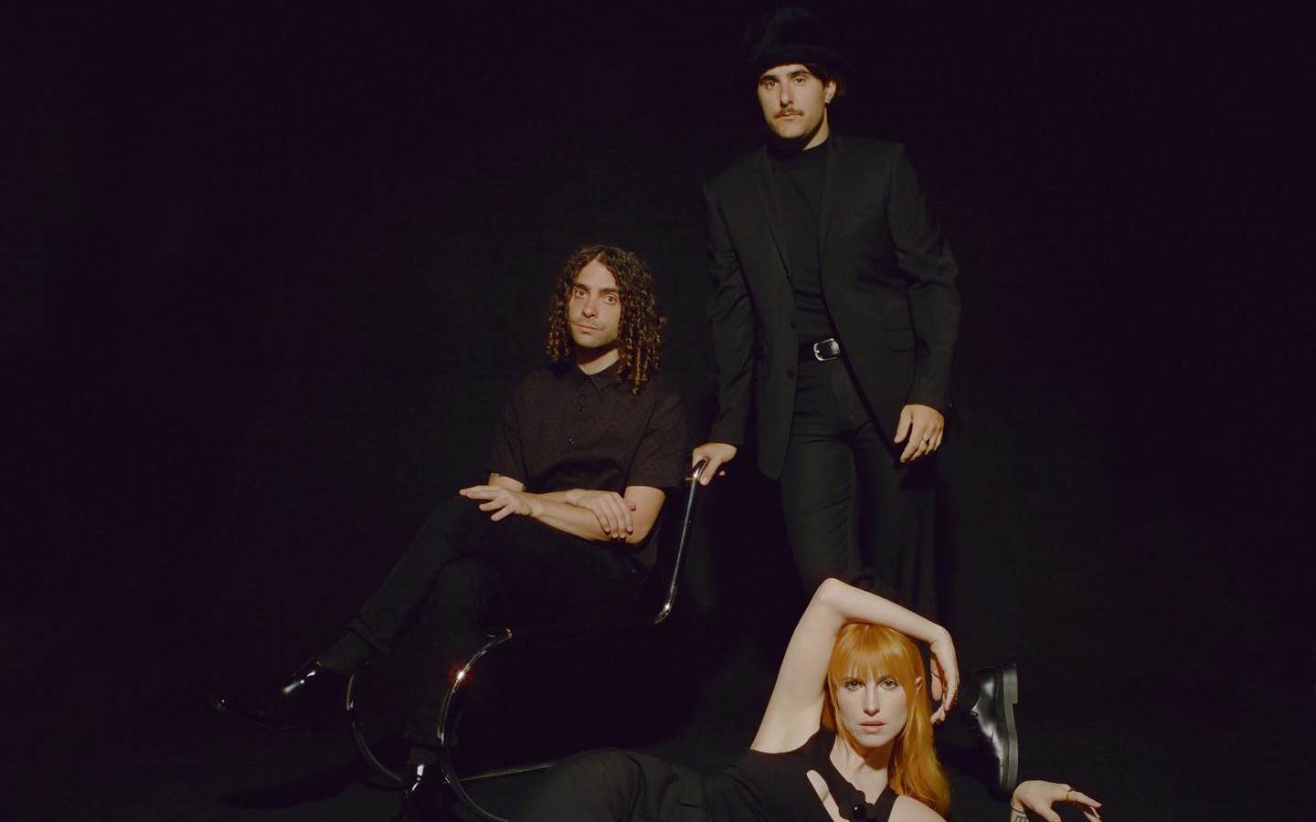 Paramore presenta el nuevo single ‘C’est Comme Ca’