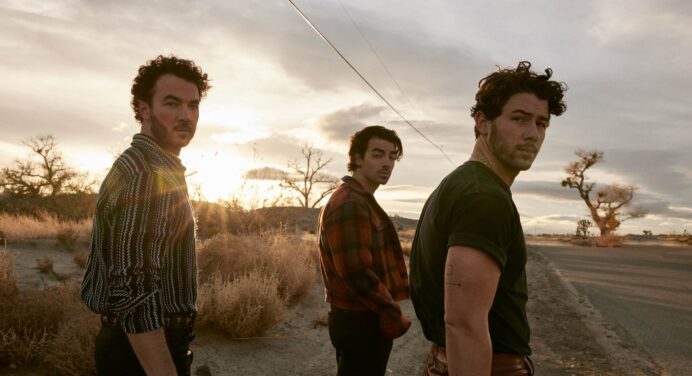 Jonas Brothers están de vuelta con ‘Wings’