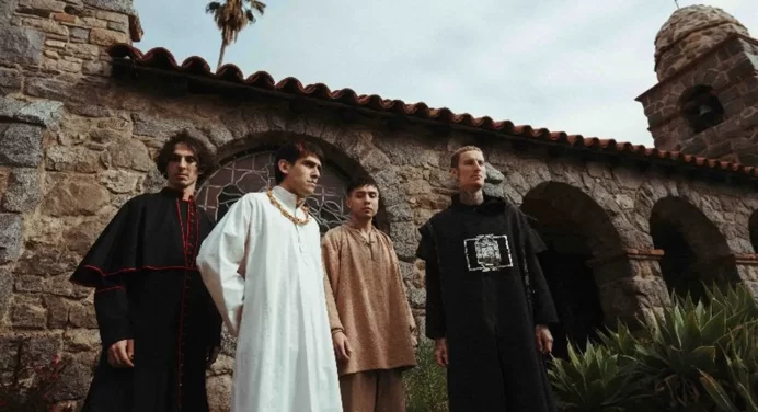 Crown The Empire presenta su disco ‘Dogma’