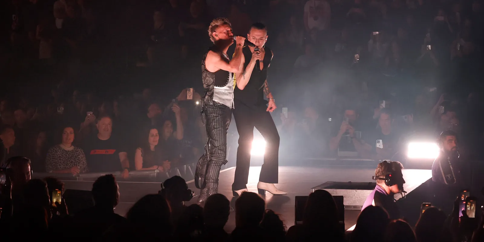 Depeche Mode estrena videoclip para el tema ‘Wagging Tongue’