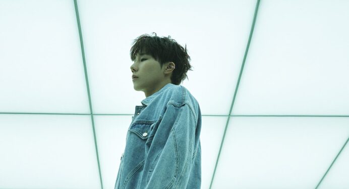 Kim Sung Kyu estrena el EP ‘2023 S/S Collection’