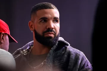 Drake le pone fecha