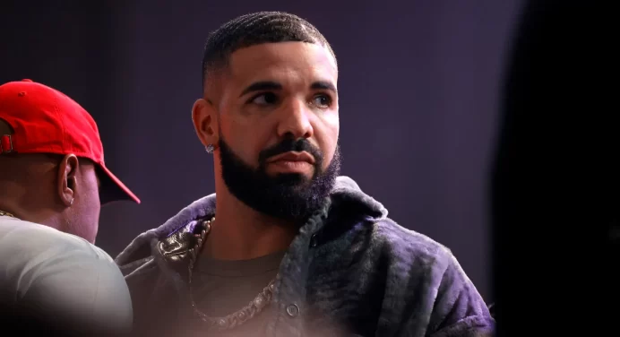 Drake le pone fecha a su álbum ‘For All The Dogs’