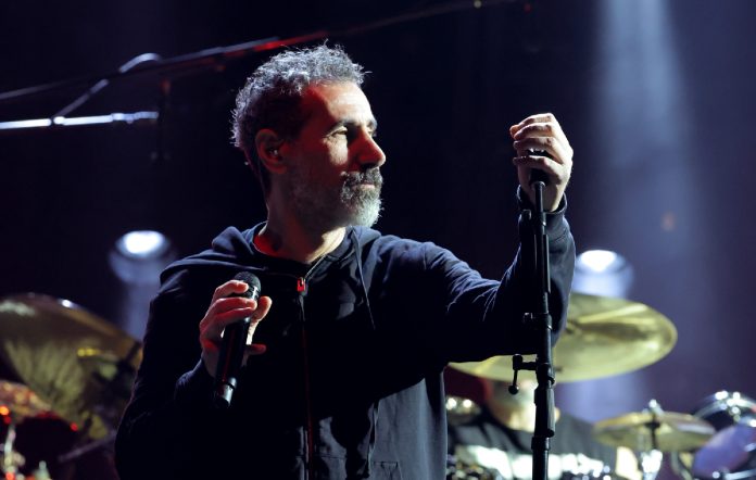 Serj Tankian publicará sus memorias