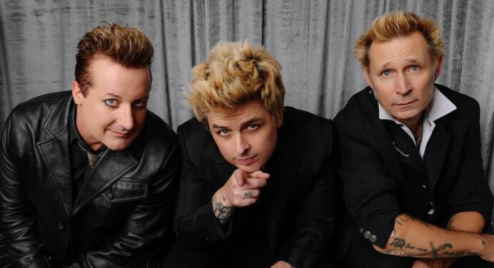 Green Day estrena su 14º disco ‘Saviors’