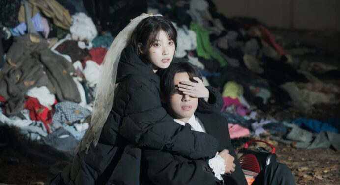 IU presenta la desgarradora ‘Love Wins All’