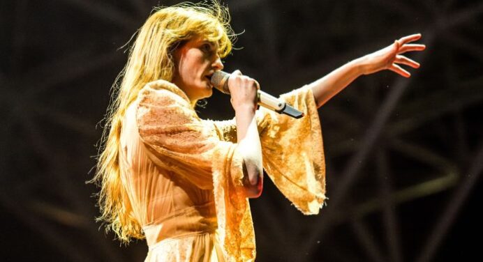 Florence + The Machine versiona ‘White Cliffs of Dover’