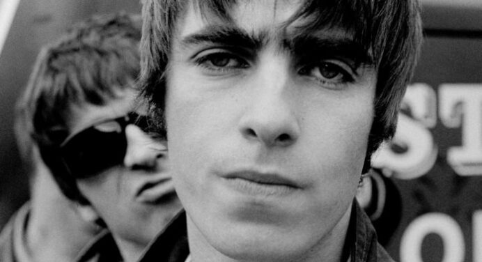 Oasis lanza versión en vivo de ‘Supersonic’