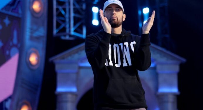 Eminem apunta a nuevo material la semana que viene