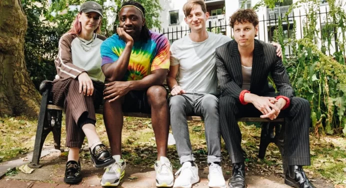 Bloc Party comparte su nuevo sencillo ‘Flirting Again’