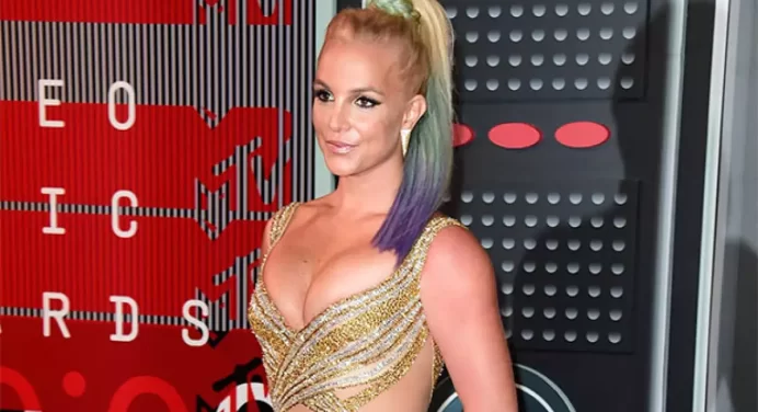 Britney Spears defiende su baile de la familia Osbourne