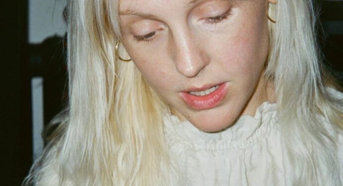 Laura Marling anuncia álbum con el sencillo ‘Patterns’