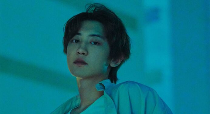 Chanyeol de EXO publica su 1er EP ‘Black Out’