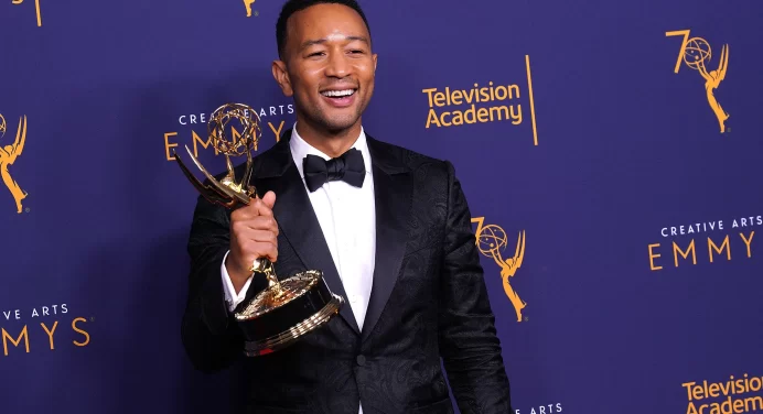 John Legend anuncia disco infantil y muestra adelanto