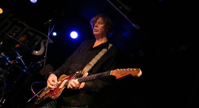 Thurston Moore comparte su nuevo single ‘The Diver’