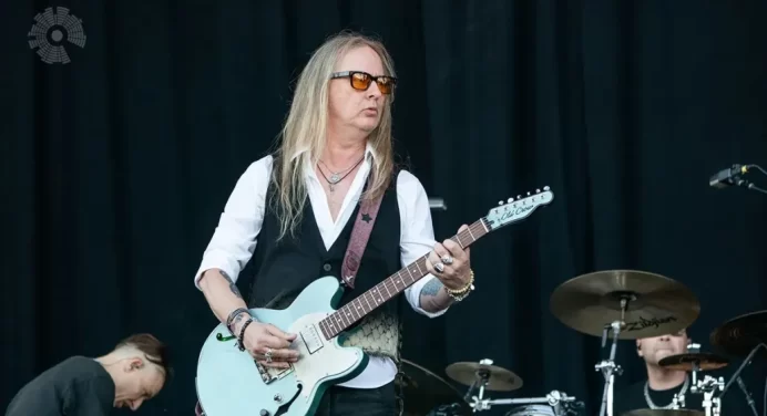 Jerry Cantrell presenta su nuevo single ‘Afterglow’