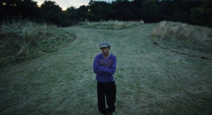 Rejjie Snow anuncia álbum y estrena el tema ‘Karen’