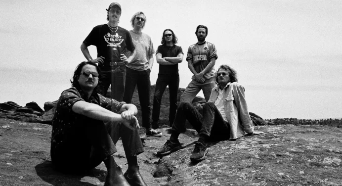 King Gizzard anuncia gira sinfónica y presenta tema