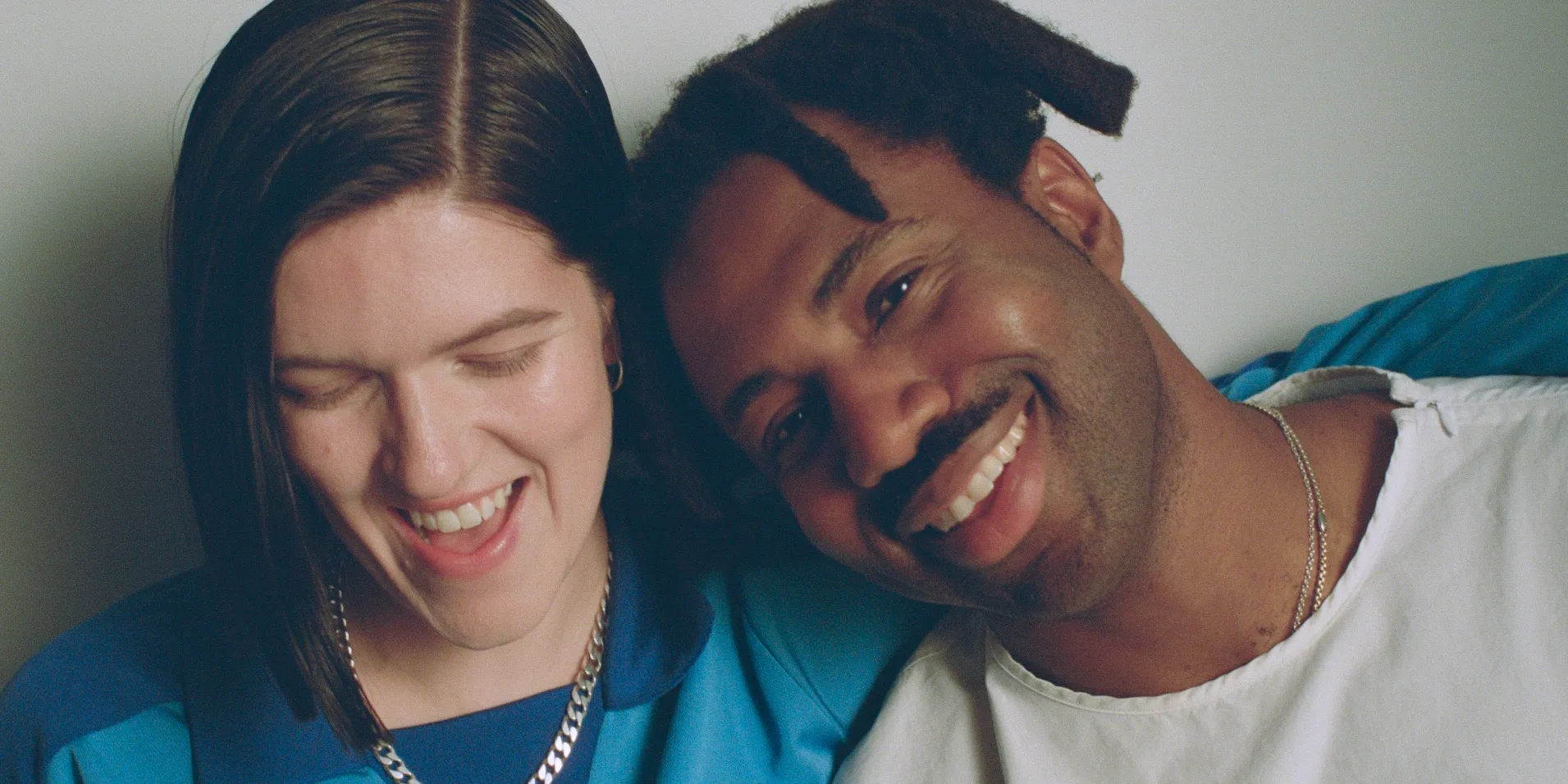 Romy y Sampha