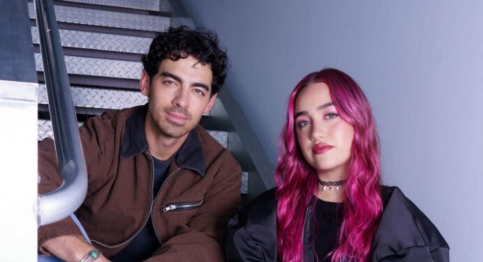 Ela Taubert y Joe Jonas presentan el mix ‘¿Cómo Pasó?’