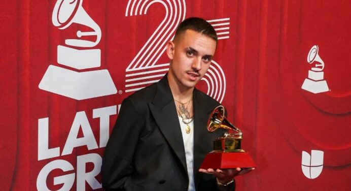 Spread Lof se lleva el Grammy por ‘Feriado’ de Rawayana