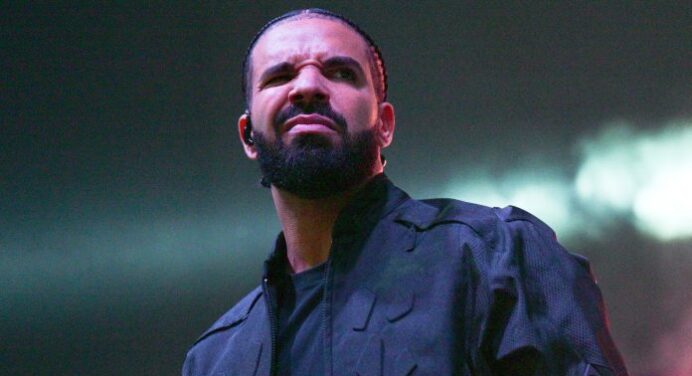 Drake presenta otra demanda en contra de UMG