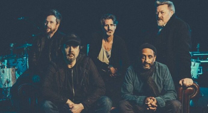 Elbow estrena su nuevo sencillo ‘Adriana Again’