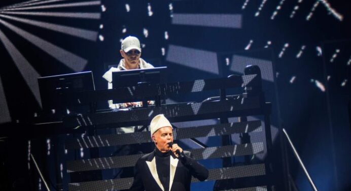 Pet Shop Boys estrena nuevo cover de David Bowie